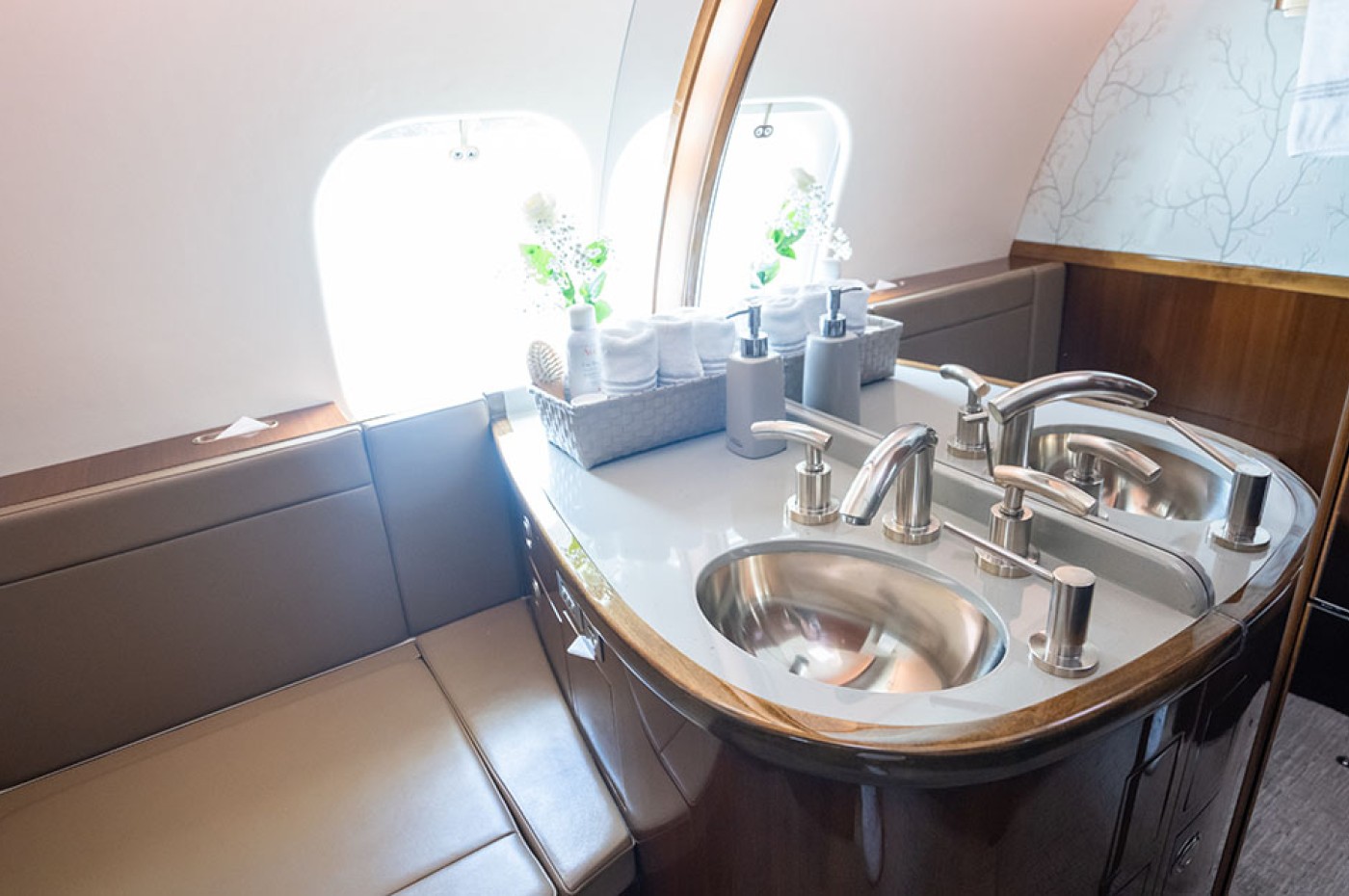 Global 5000 GVFD 9610 Lavatory